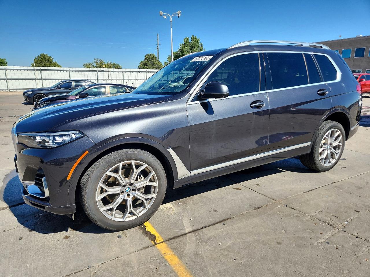 2022 BMW X7