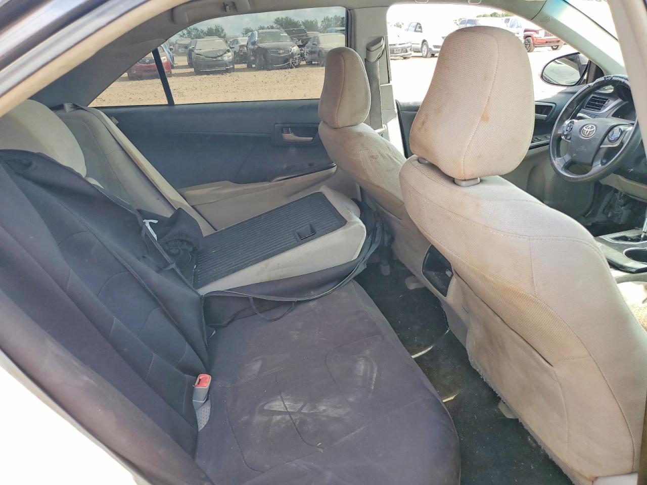 2014 TOYOTA CAMRY