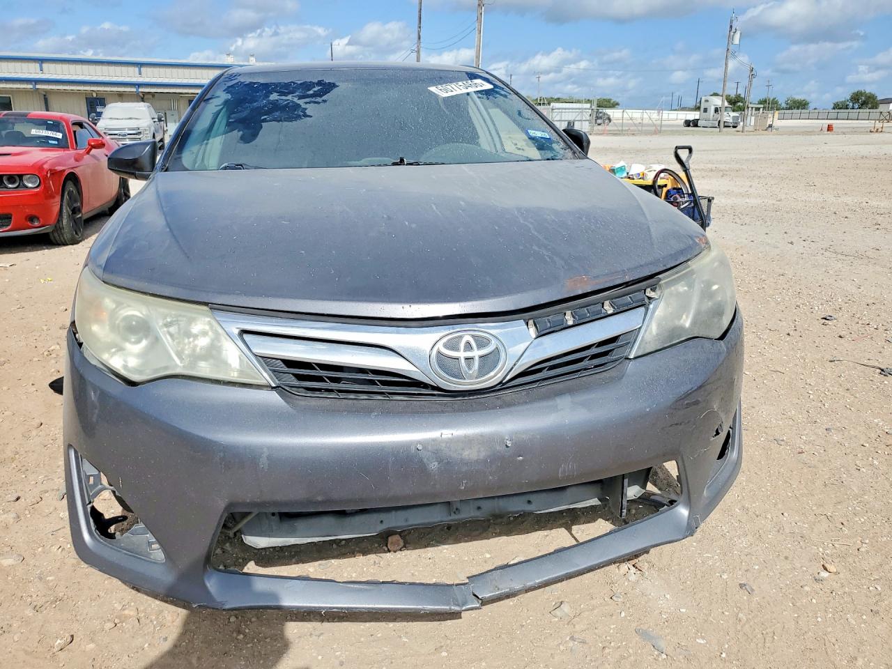 2014 TOYOTA CAMRY