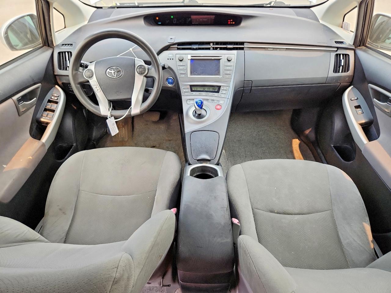 2013 TOYOTA PRIUS