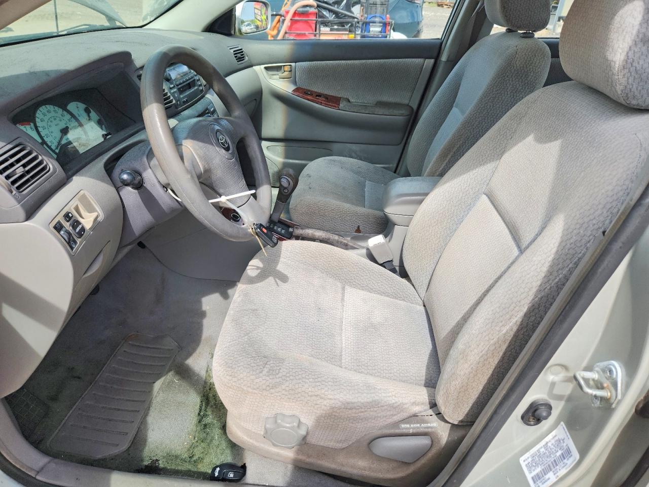 2004 TOYOTA COROLLA