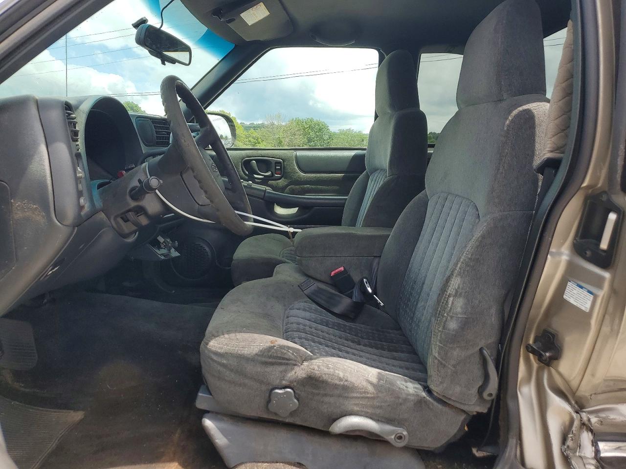2001 CHEVROLET S10