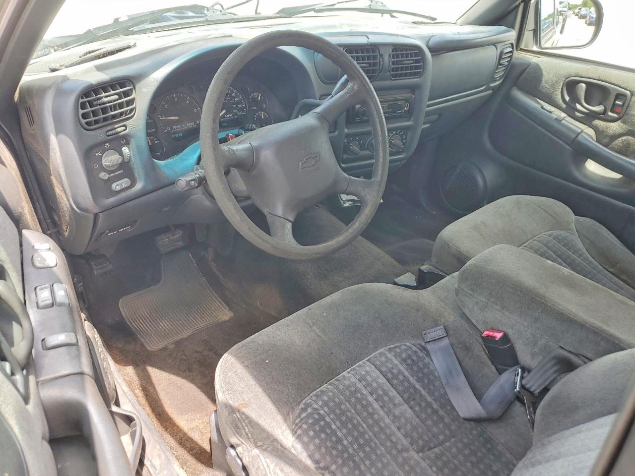 2001 CHEVROLET S10