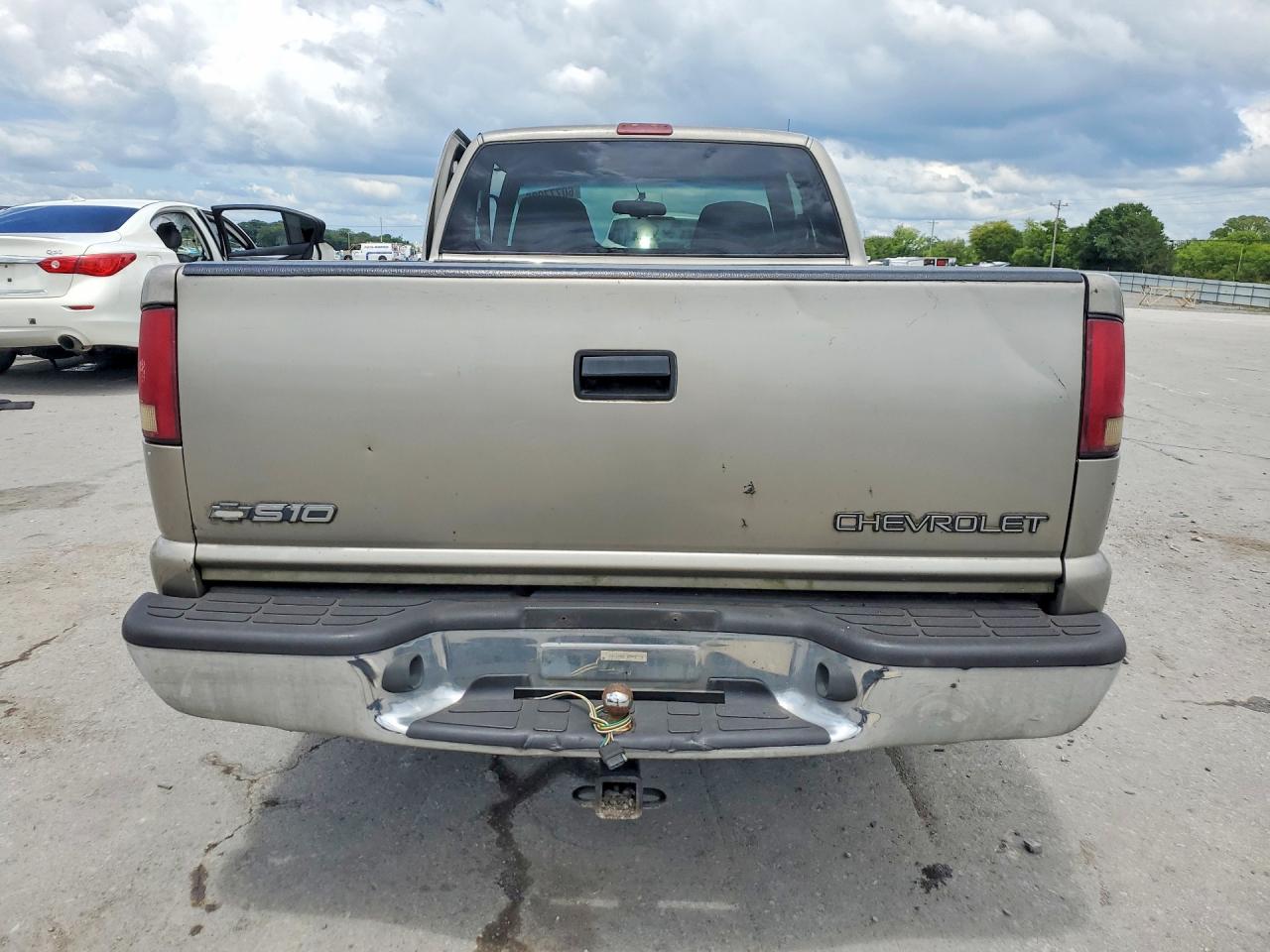 2001 CHEVROLET S10