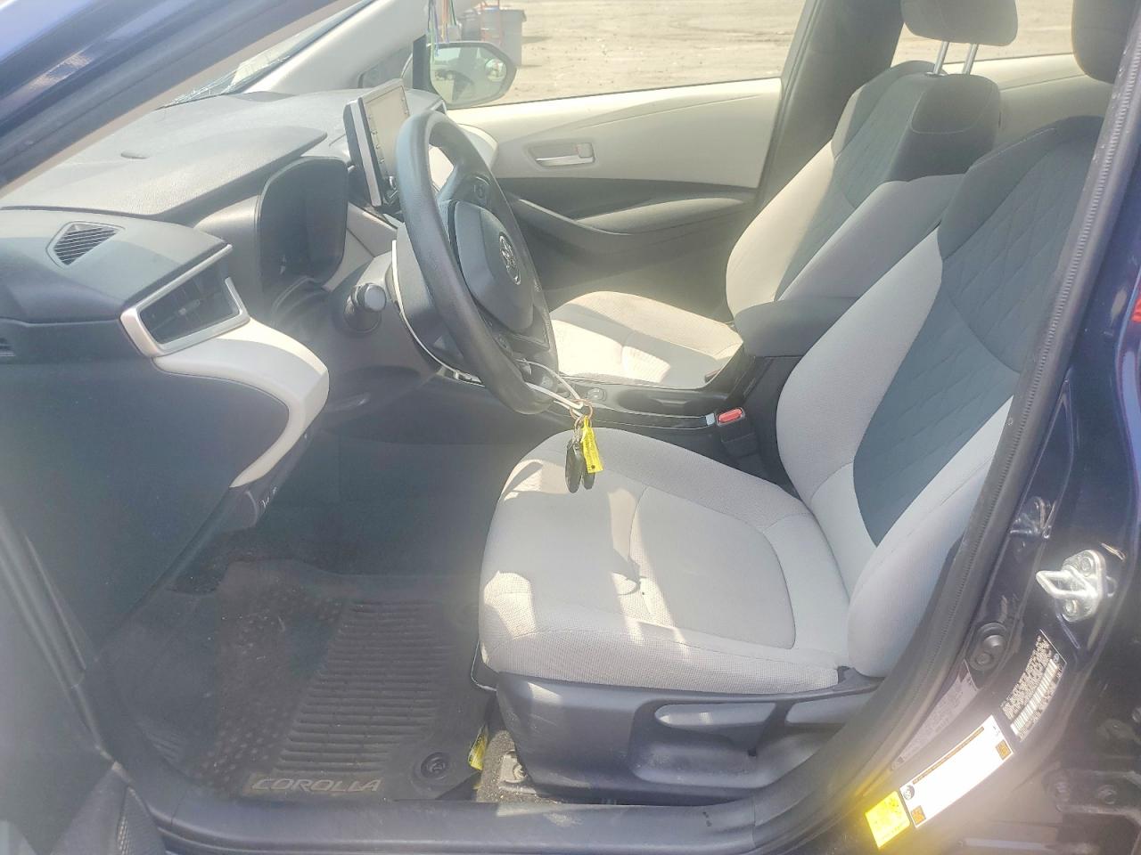 2021 TOYOTA COROLLA