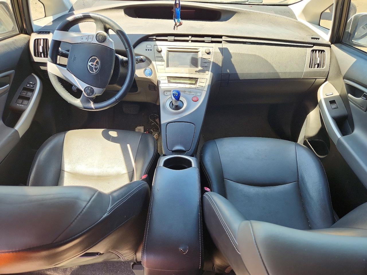 2013 TOYOTA PRIUS