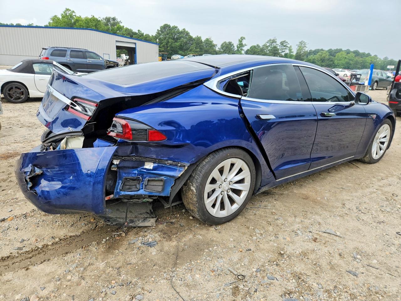 2016 TESLA MODEL S