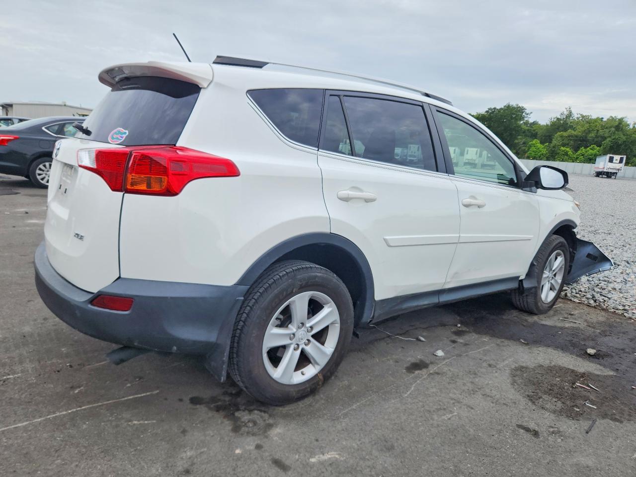2014 TOYOTA RAV4