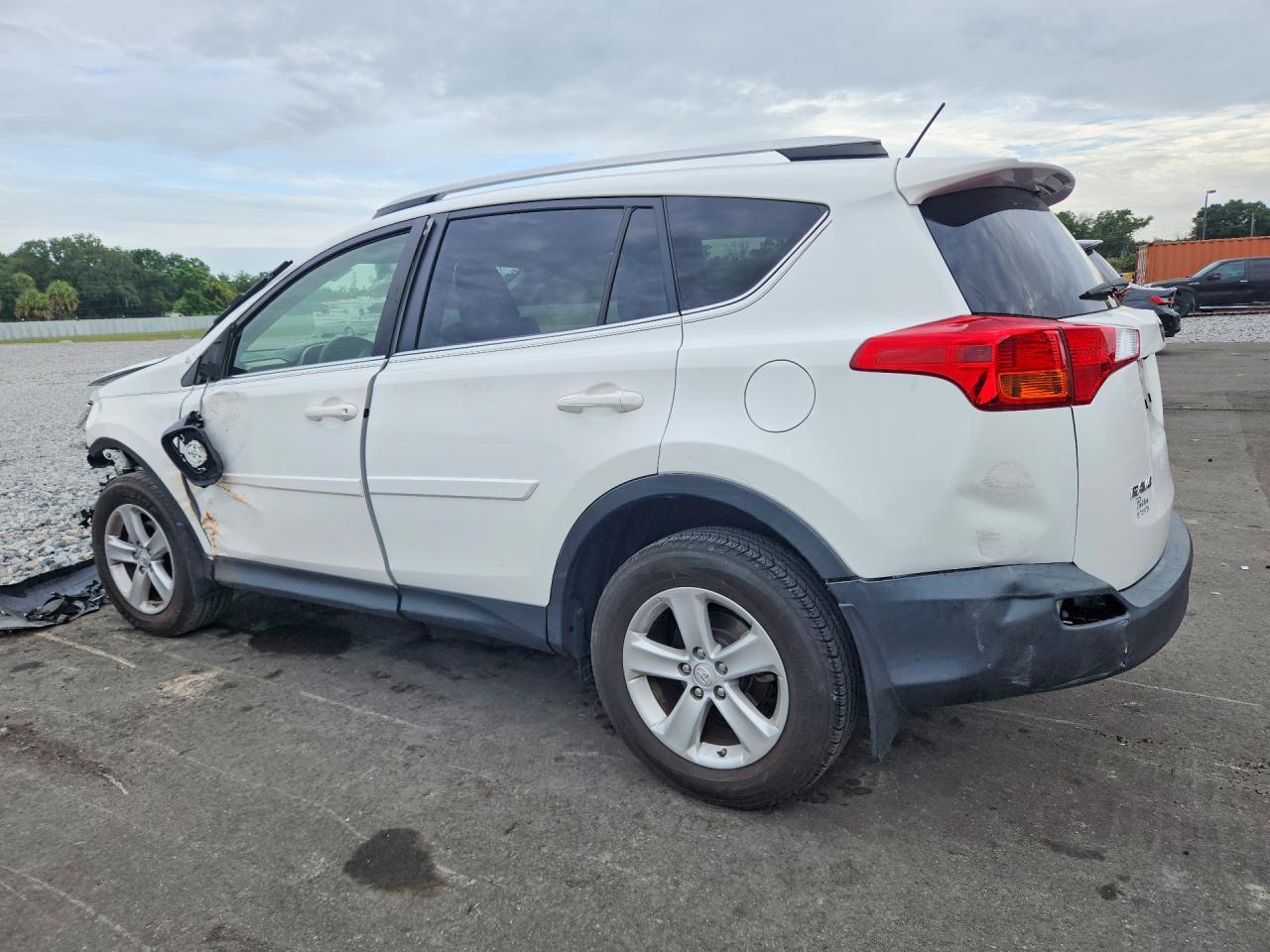 2014 TOYOTA RAV4