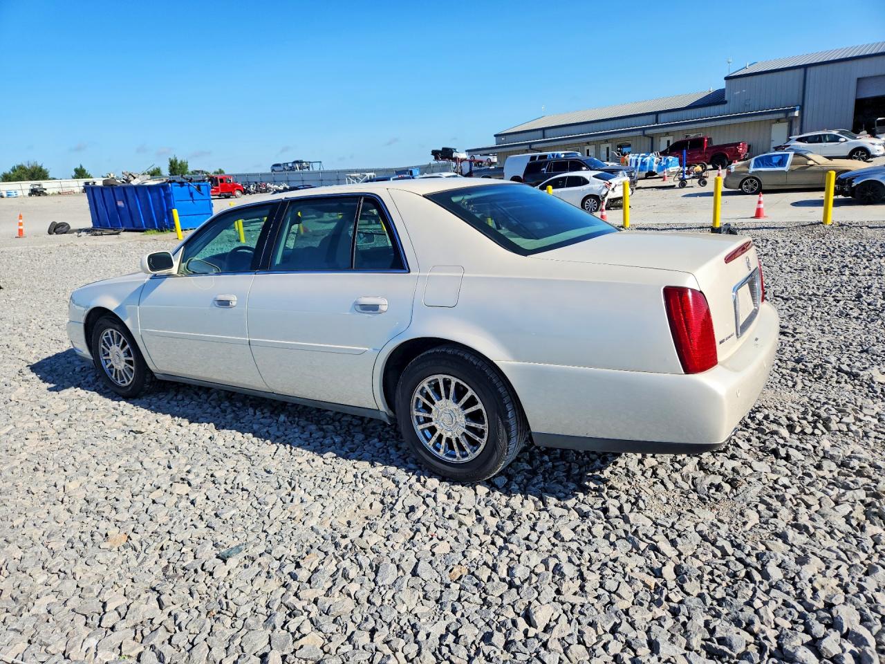 2003 CADILLAC DEVILLE