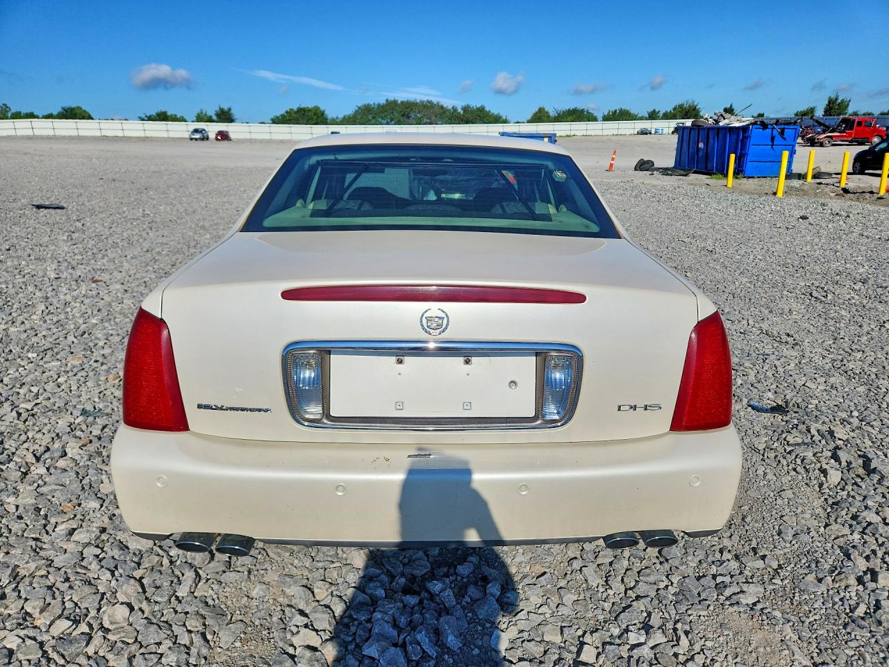 2003 CADILLAC DEVILLE