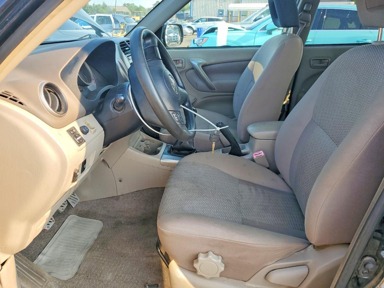 2005 TOYOTA RAV4