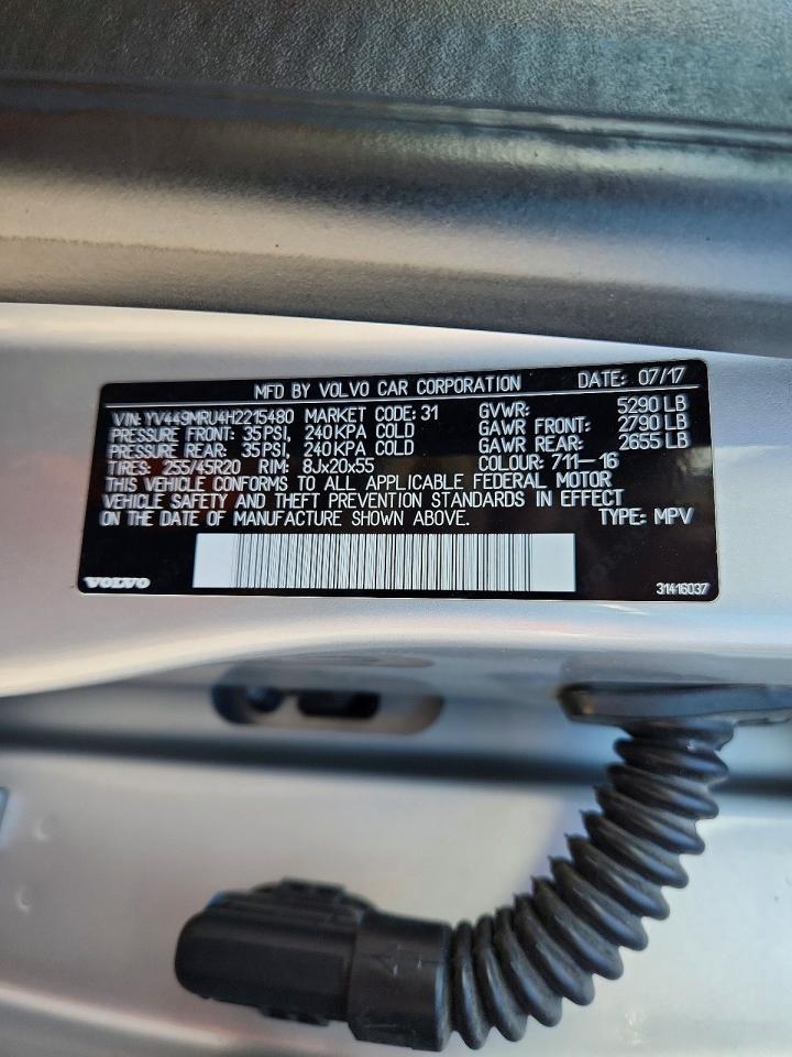2017 VOLVO XC60