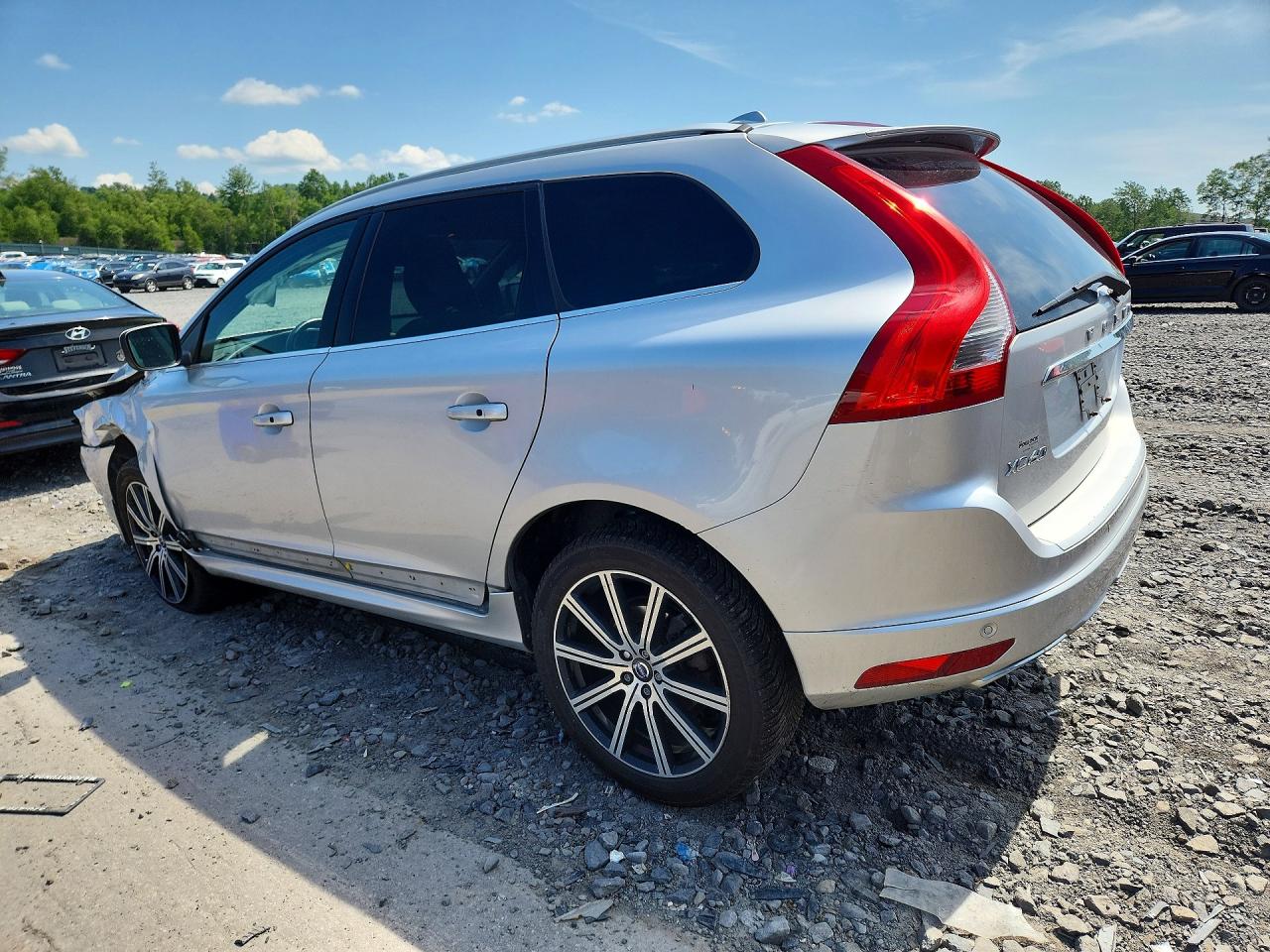 2017 VOLVO XC60