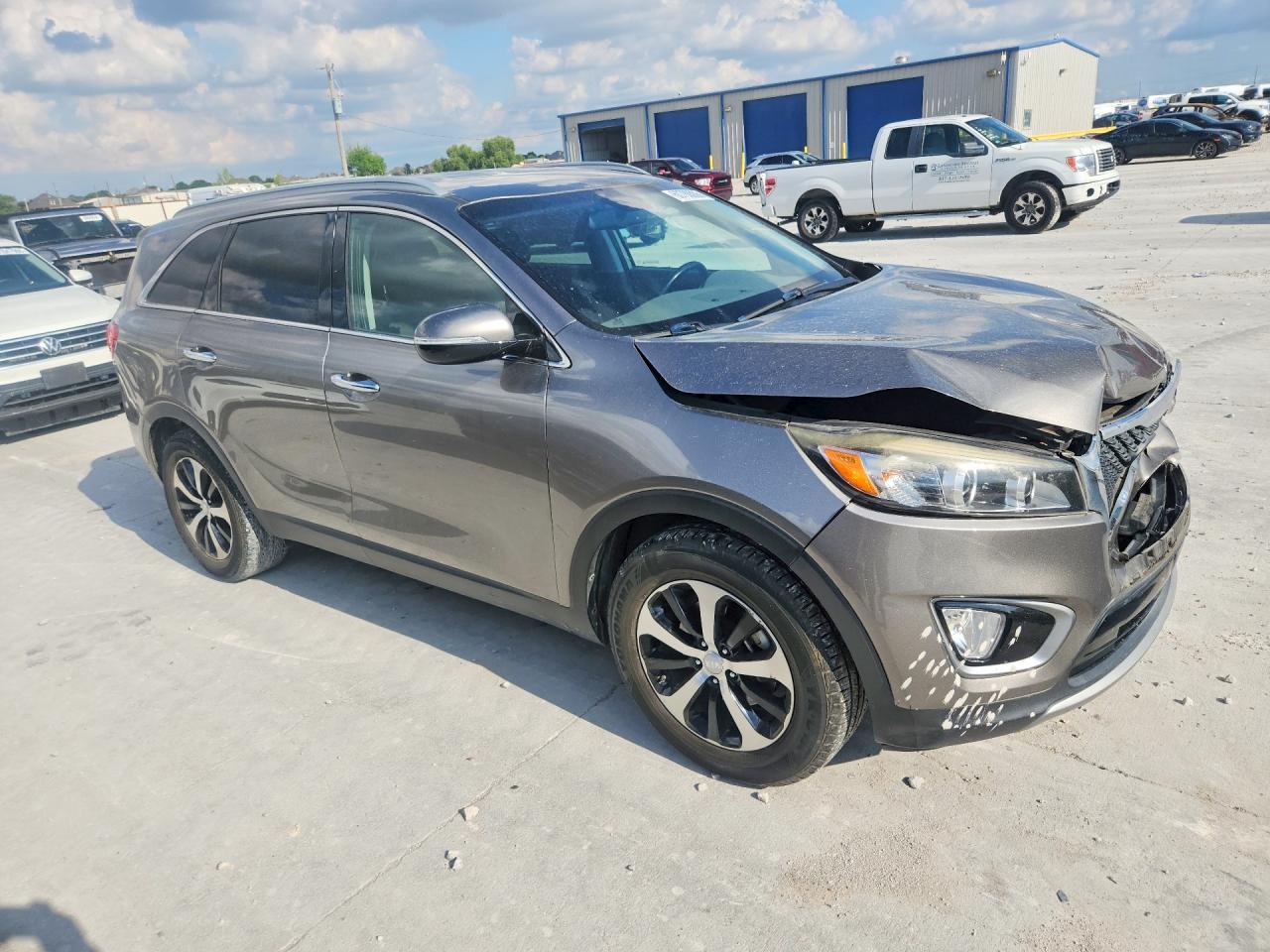 2016 KIA SORENTO