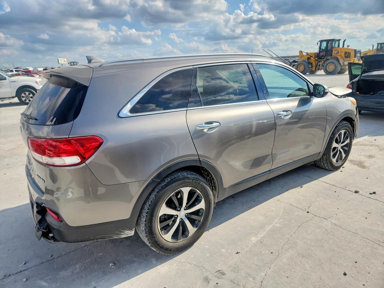 2016 KIA SORENTO