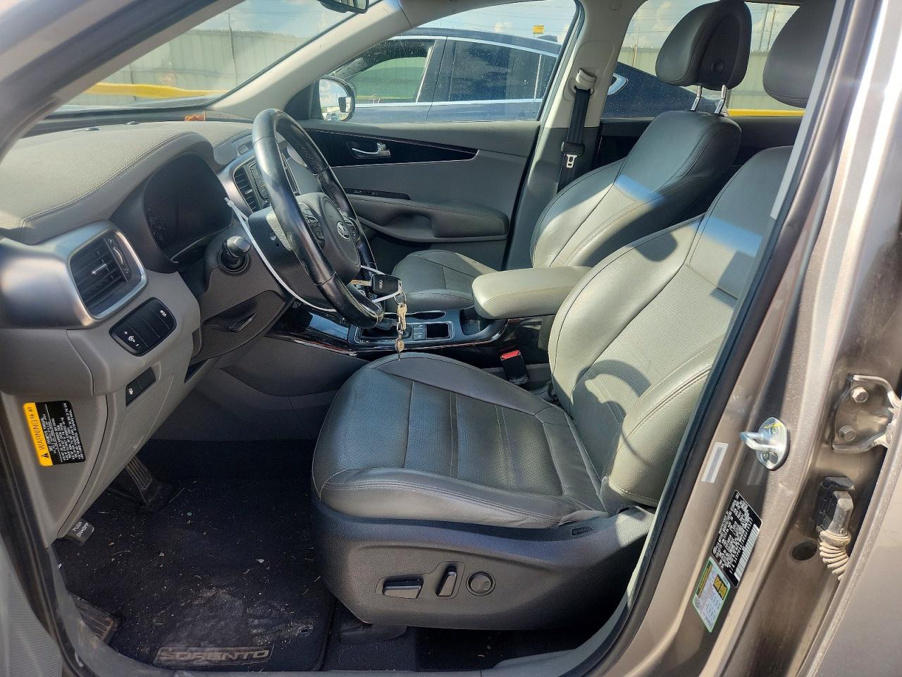 2016 KIA SORENTO