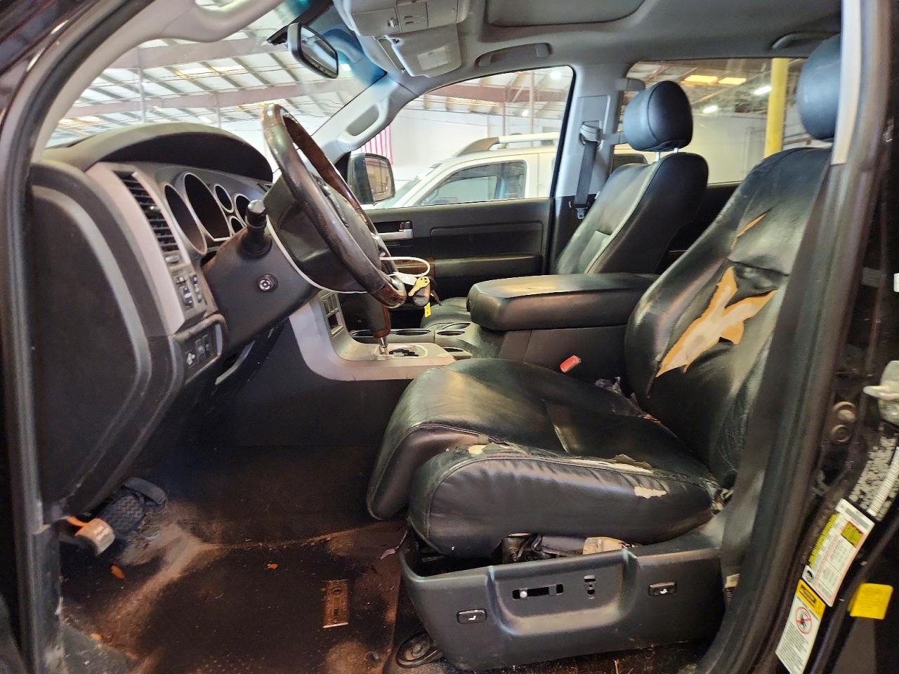 2011 TOYOTA TUNDRA