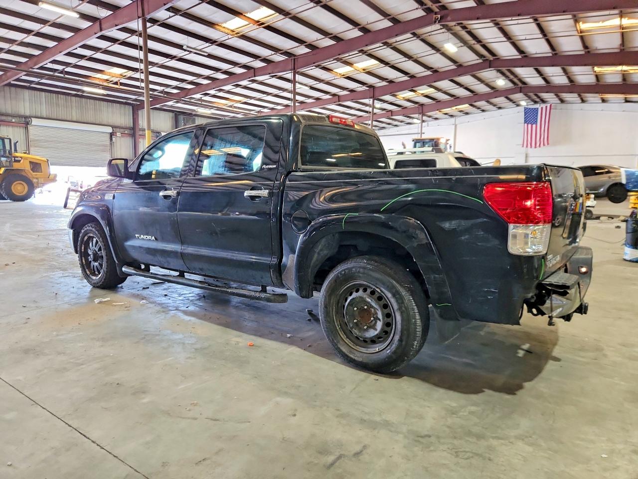 2011 TOYOTA TUNDRA