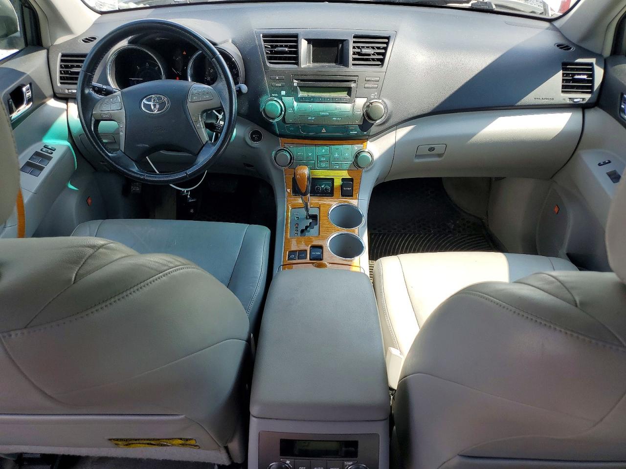 2008 TOYOTA HIGHLANDER