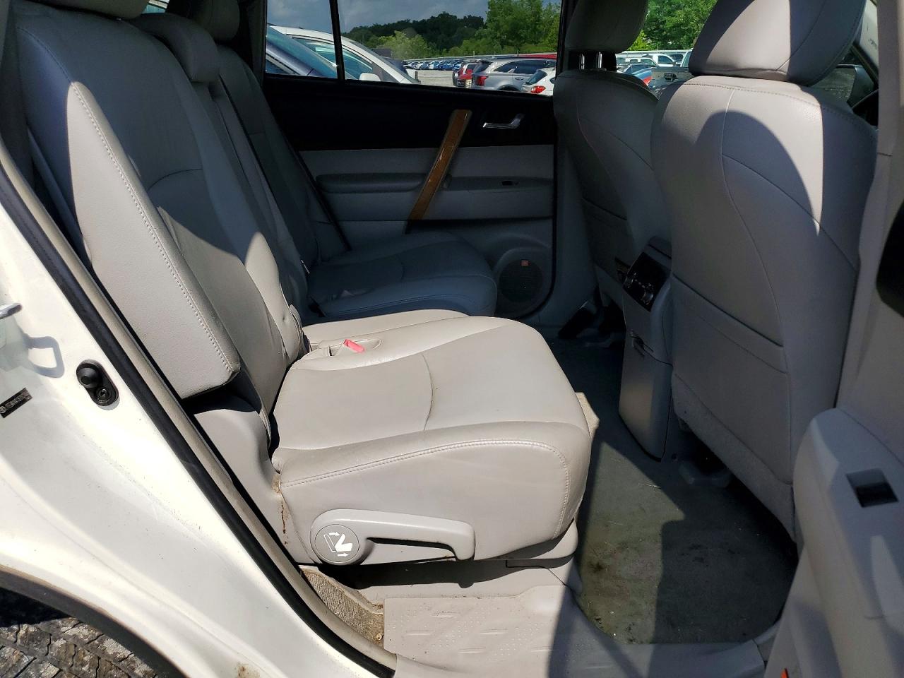 2008 TOYOTA HIGHLANDER