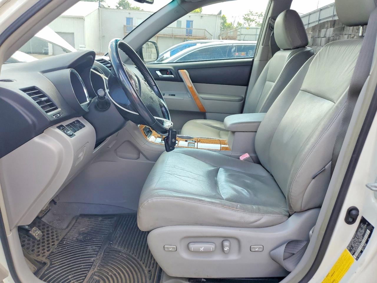 2008 TOYOTA HIGHLANDER