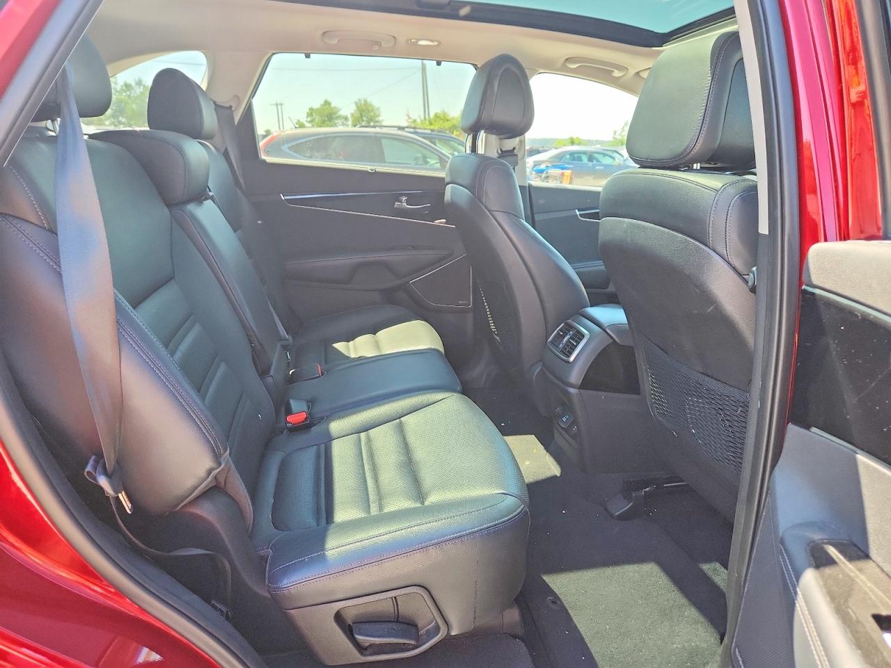 2016 KIA SORENTO