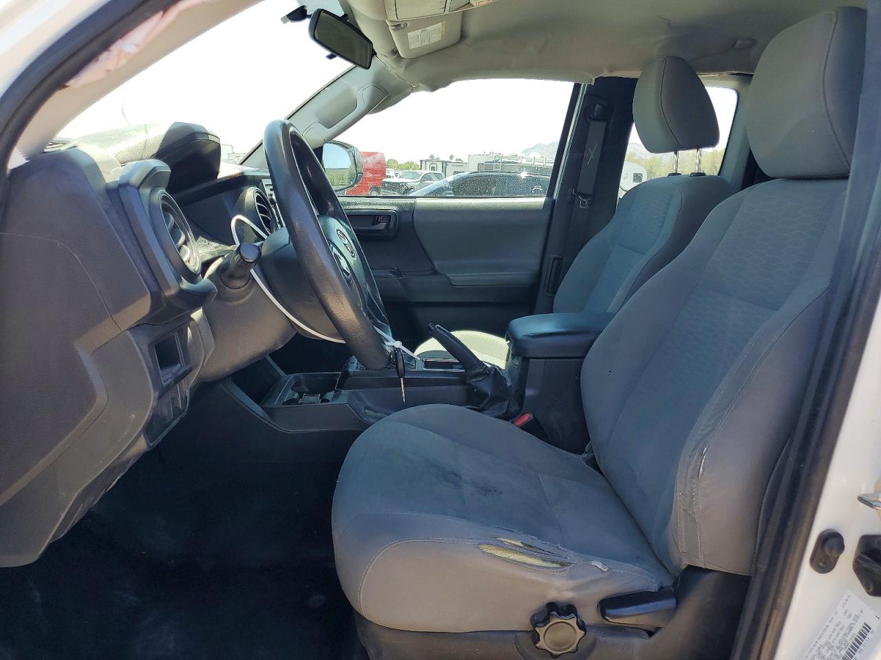 2016 TOYOTA TACOMA