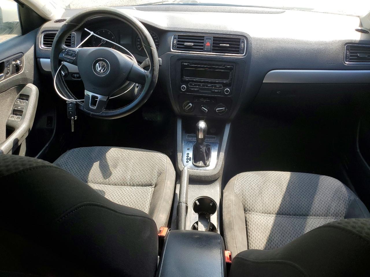 2013 VOLKSWAGEN JETTA