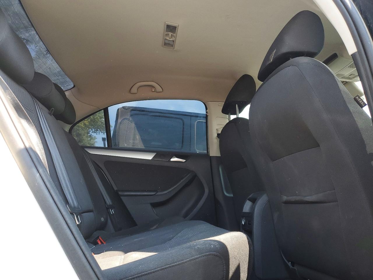 2013 VOLKSWAGEN JETTA