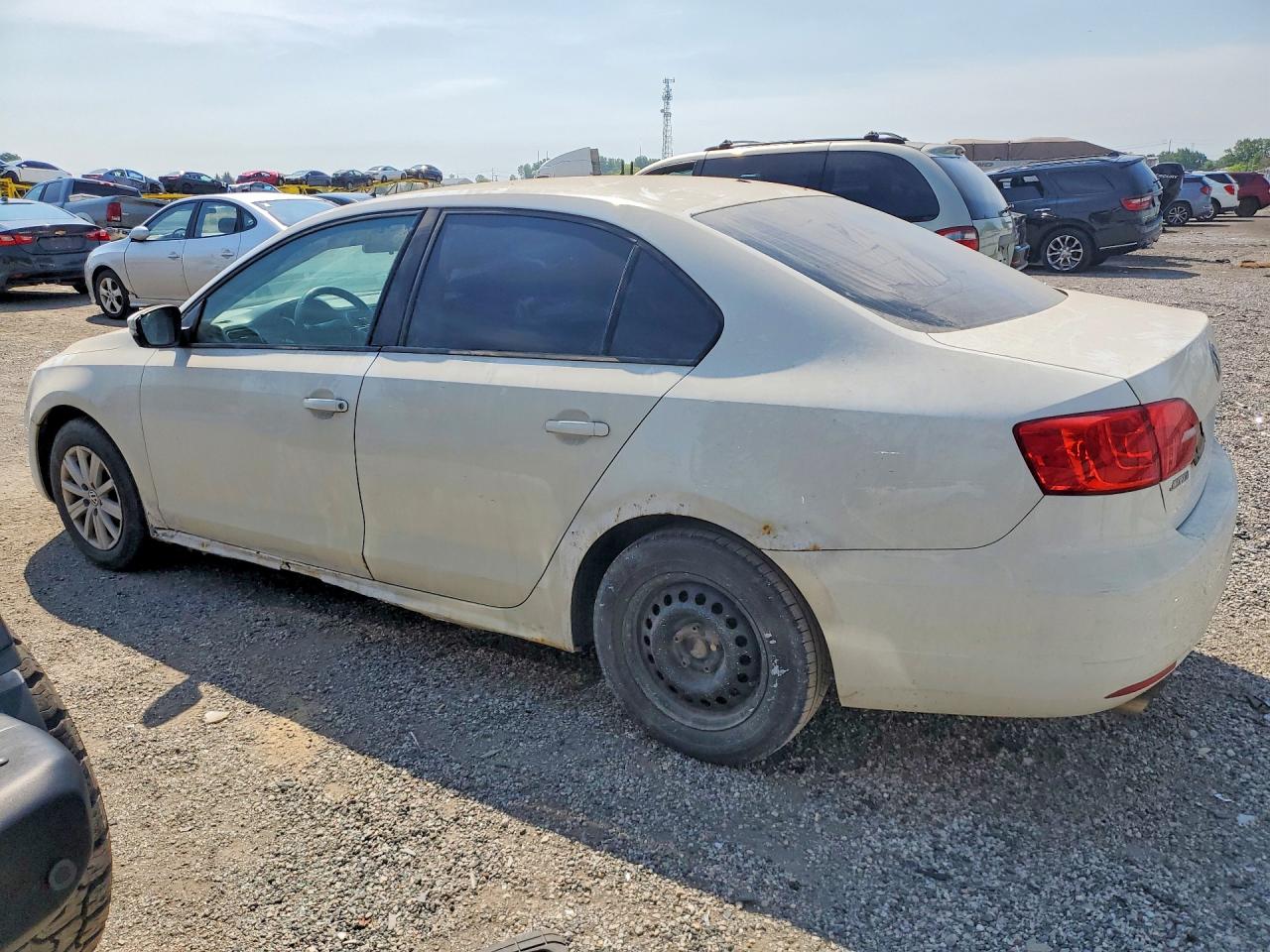 2013 VOLKSWAGEN JETTA