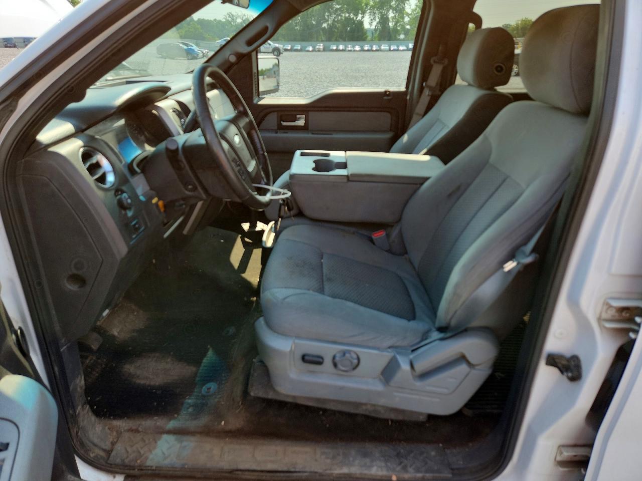 2013 FORD F150