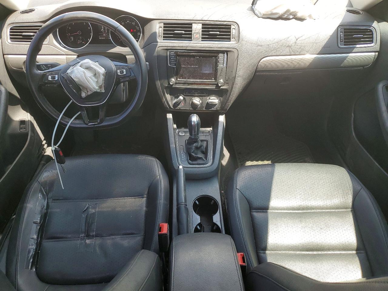 2017 VOLKSWAGEN JETTA