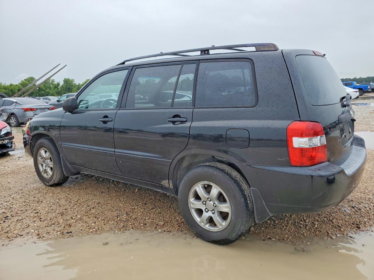 2005 TOYOTA HIGHLANDER