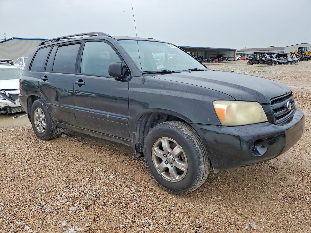 2005 TOYOTA HIGHLANDER