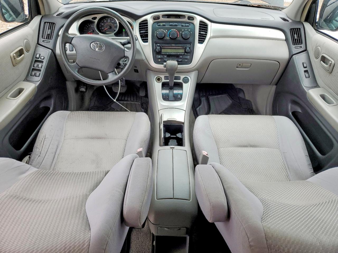 2005 TOYOTA HIGHLANDER