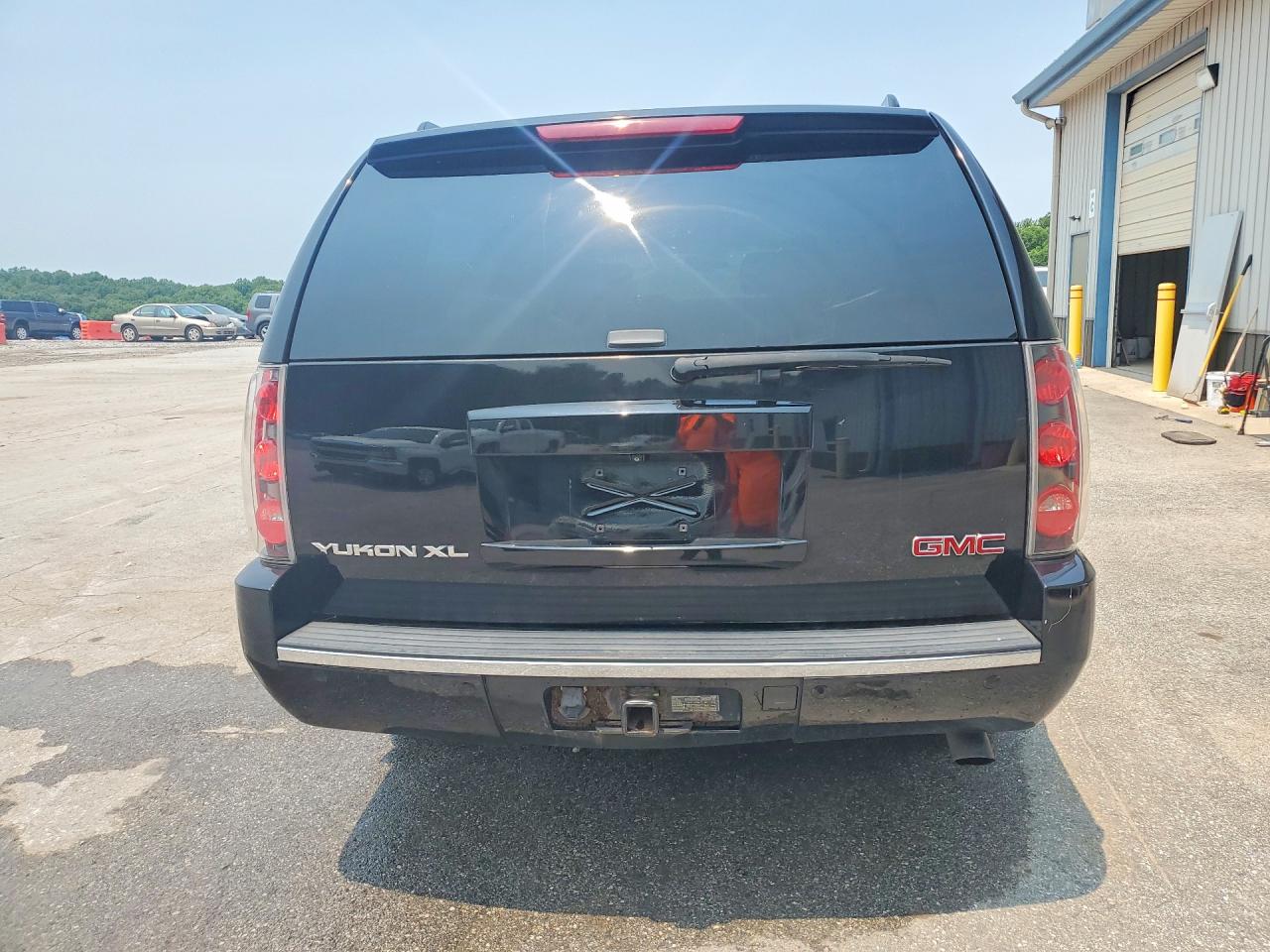 2008 GMC YUKON