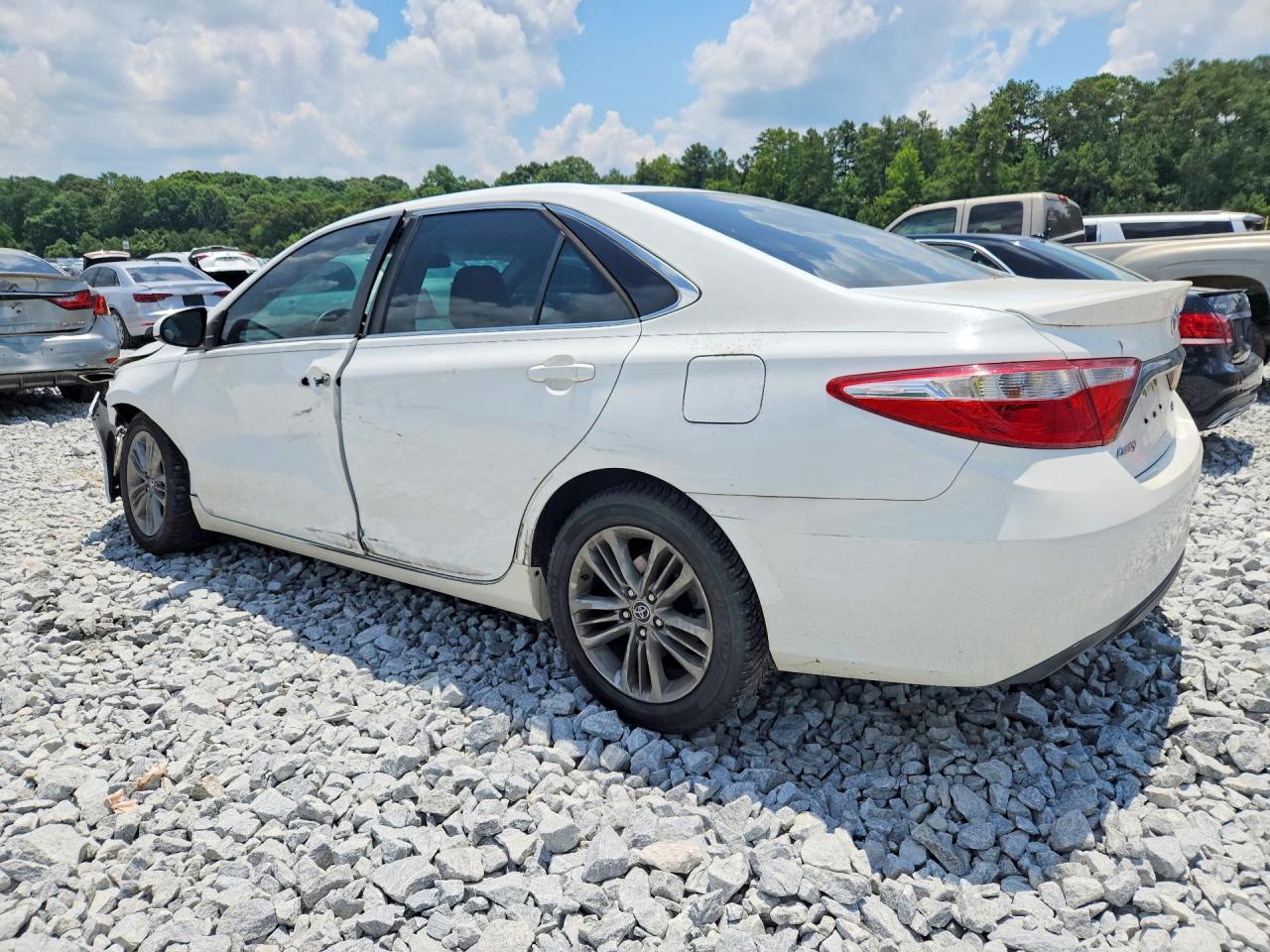 2015 TOYOTA CAMRY