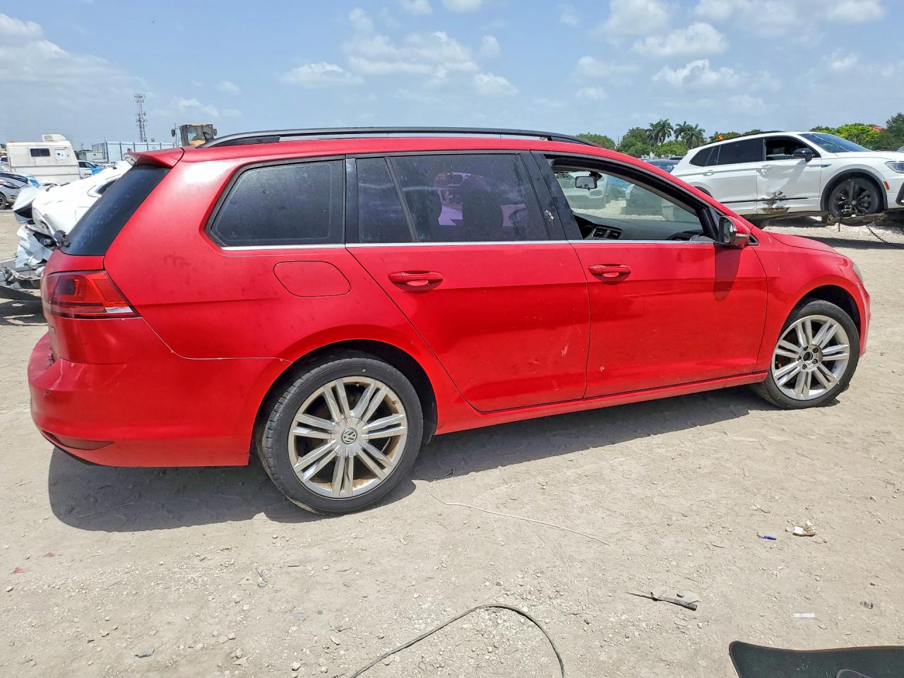 2015 VOLKSWAGEN GOLF