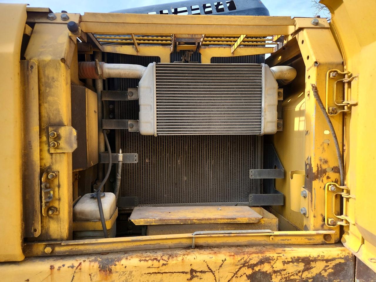 2006 KOMATSU EXCAVATOR