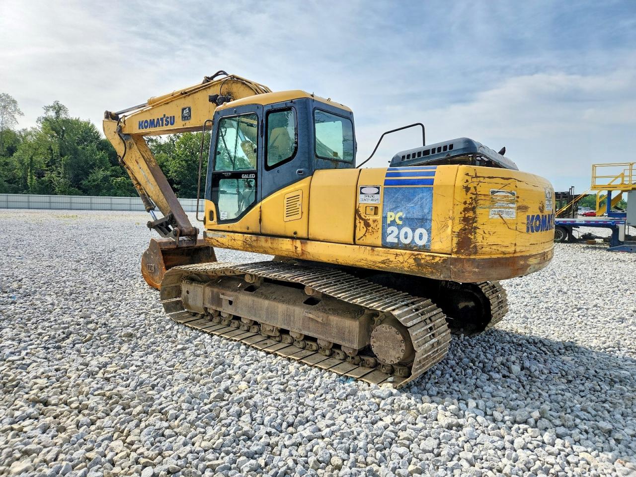 2006 KOMATSU EXCAVATOR