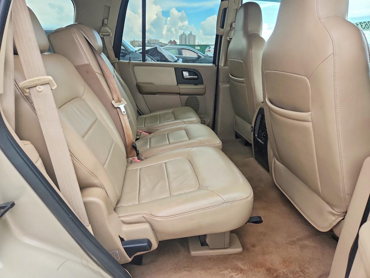 2004 FORD EXPEDITION