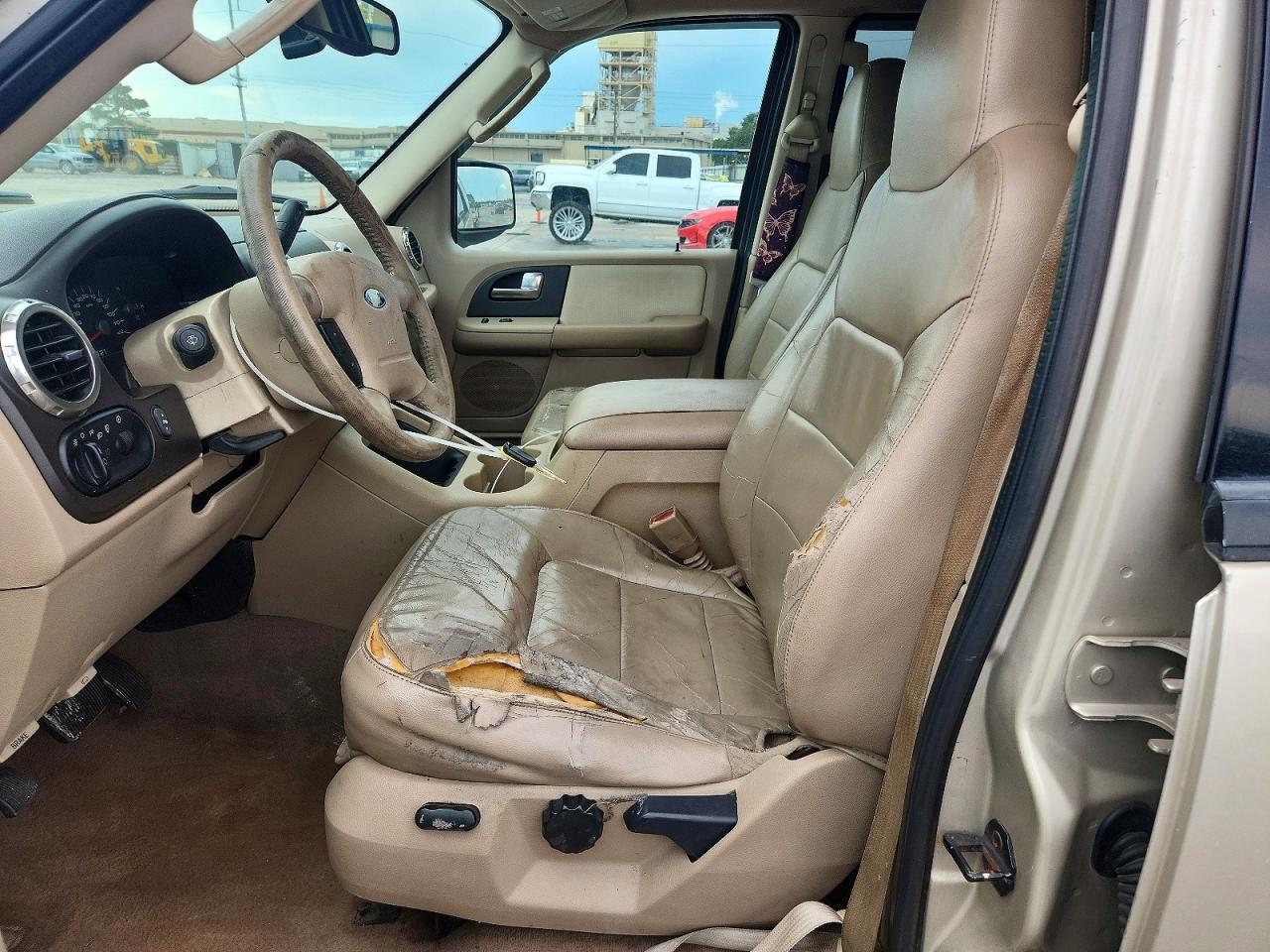 2004 FORD EXPEDITION
