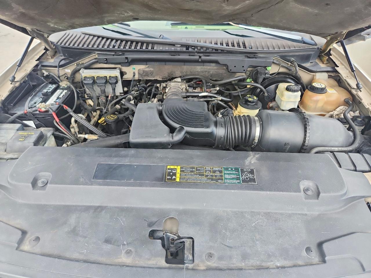 2004 FORD EXPEDITION