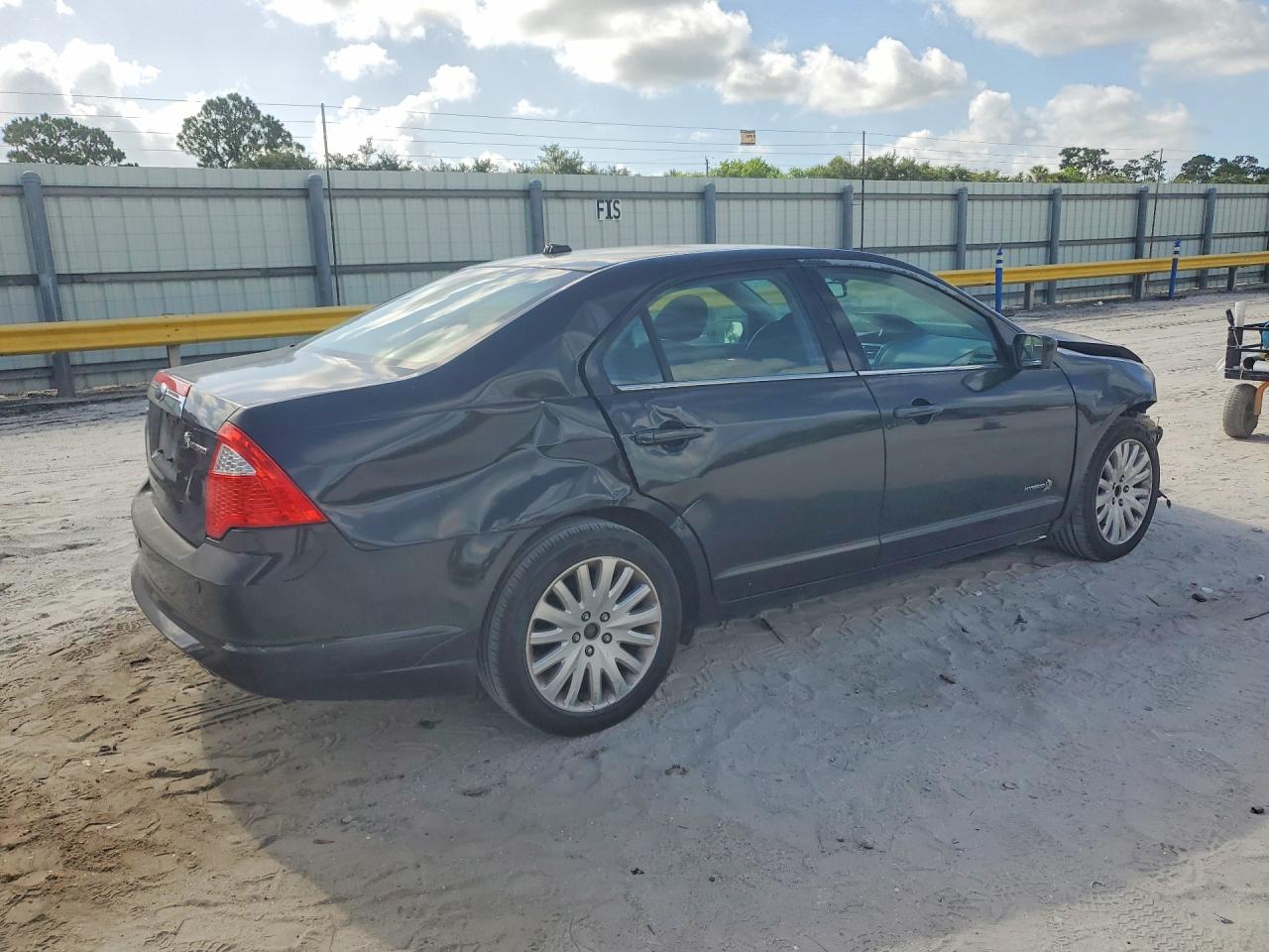 2010 FORD FUSION