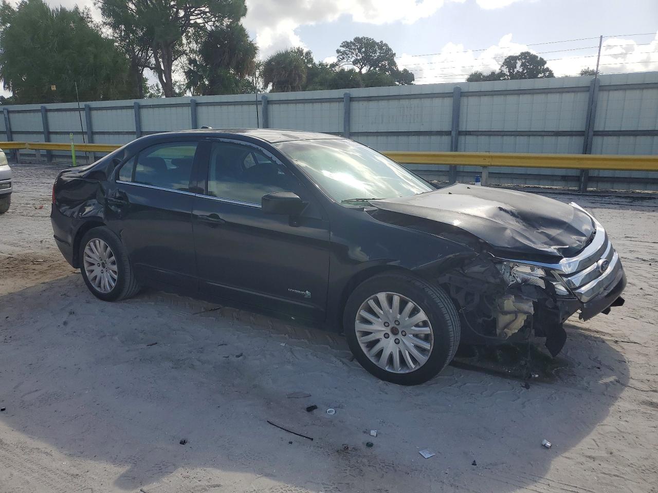 2010 FORD FUSION
