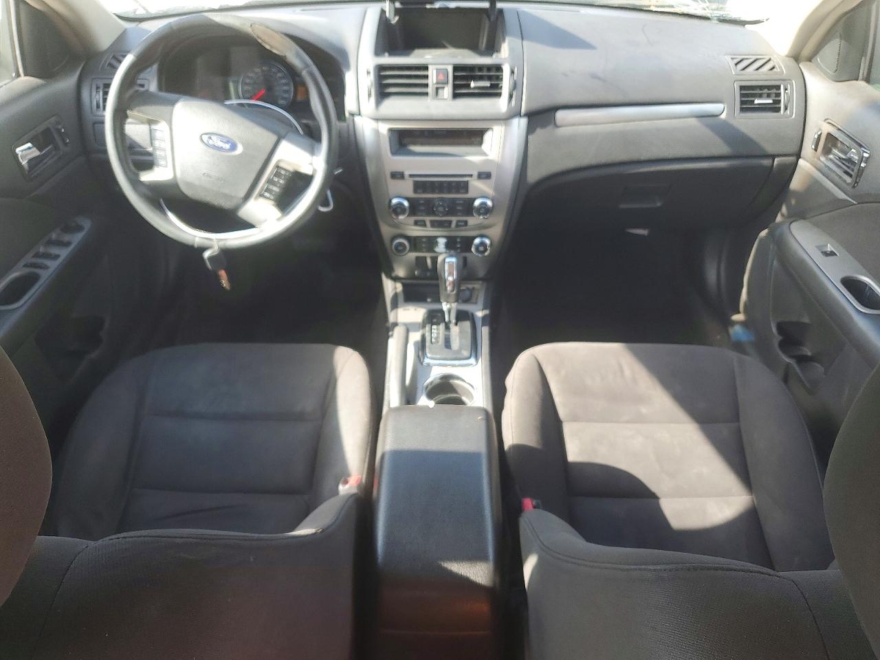 2010 FORD FUSION