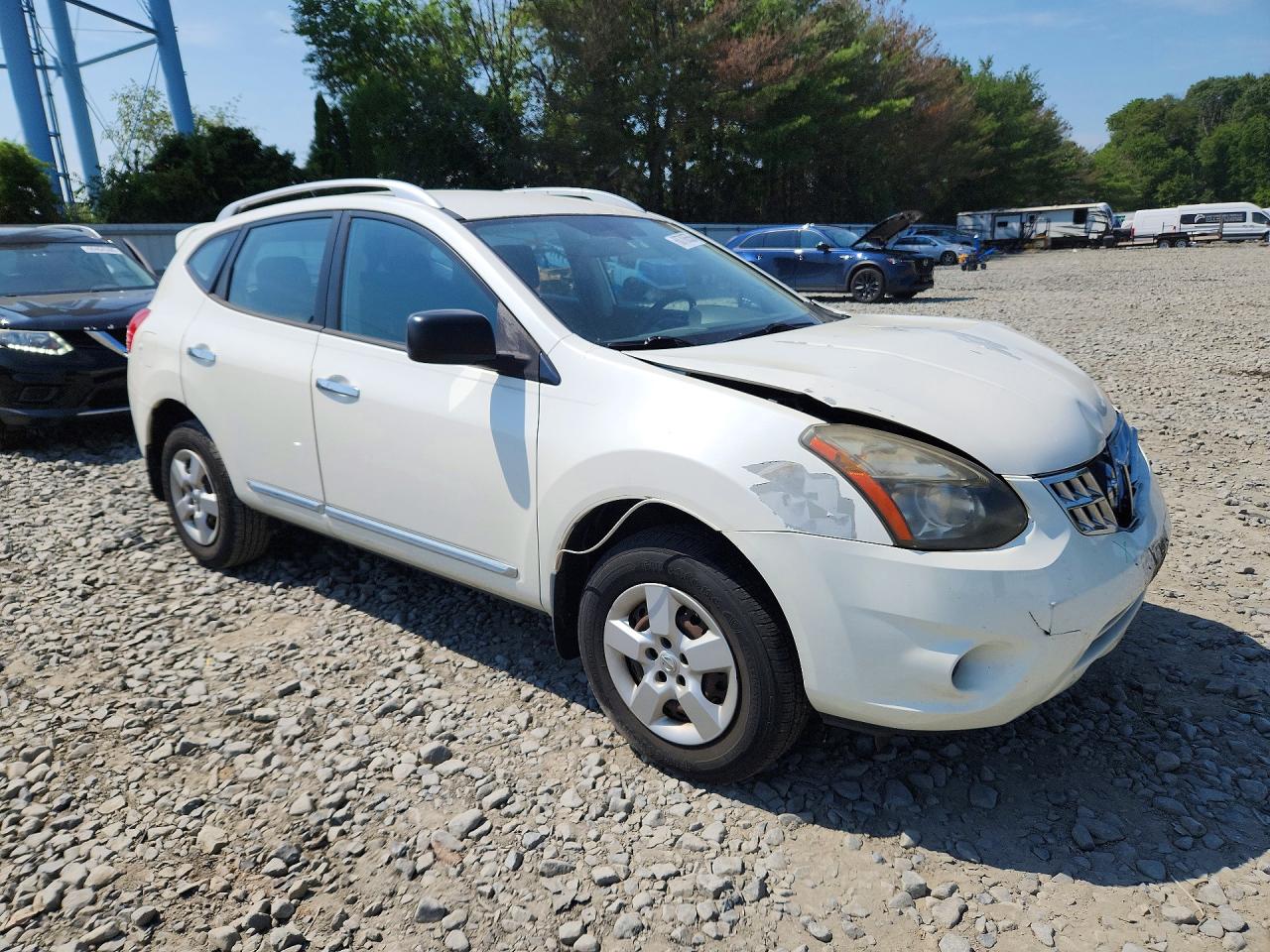 2015 NISSAN ROGUE