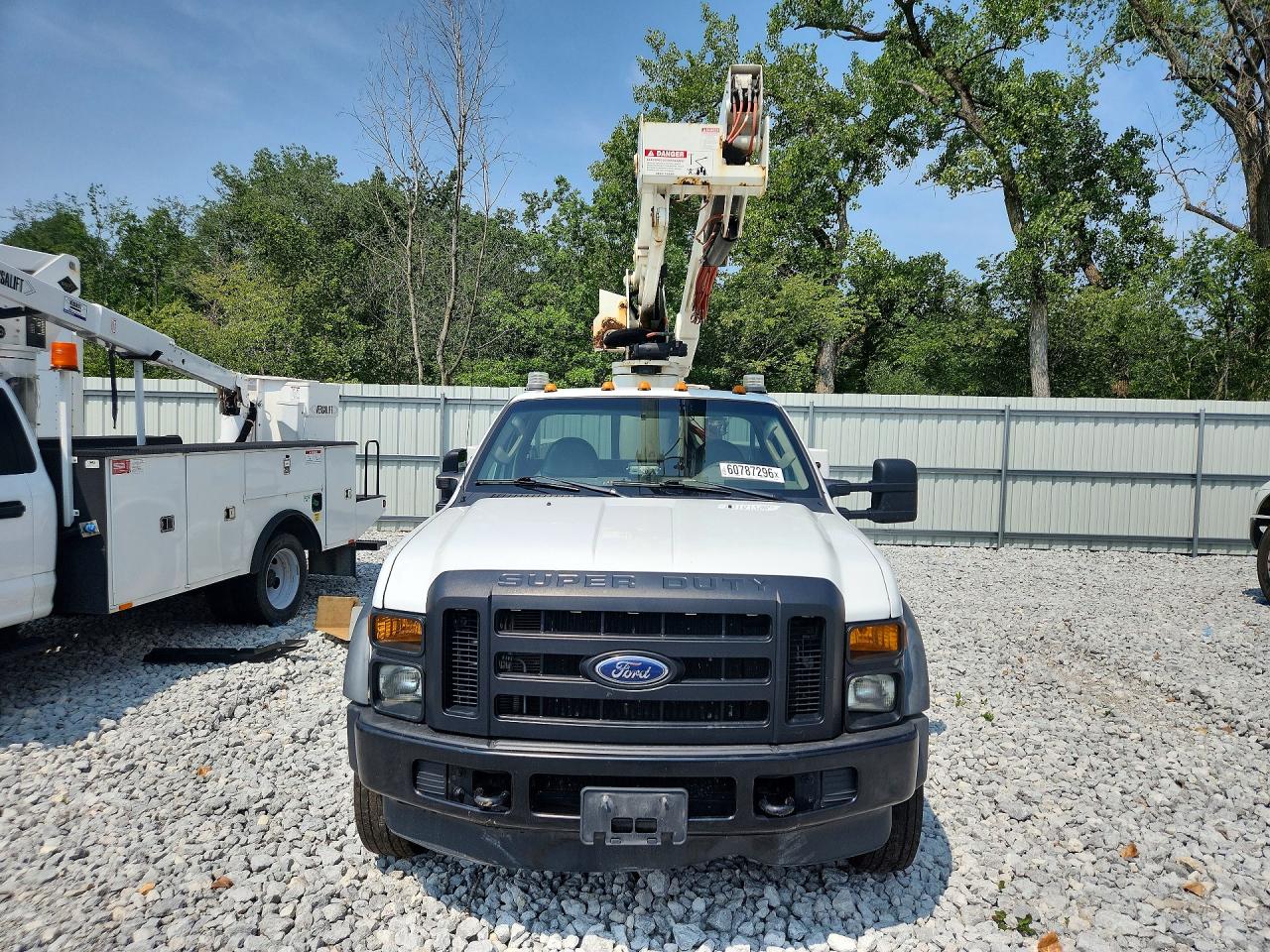 2010 FORD F550