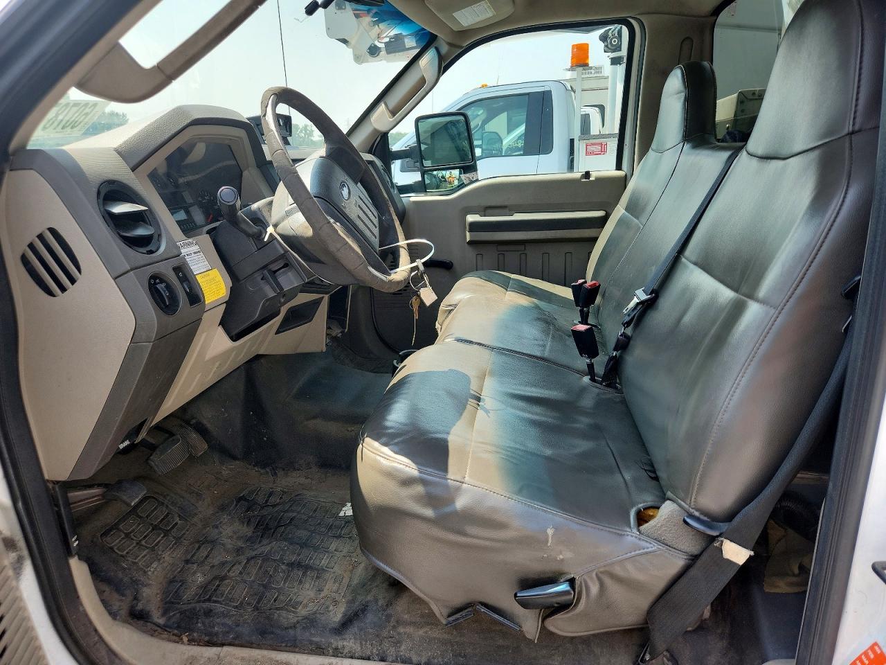 2010 FORD F550